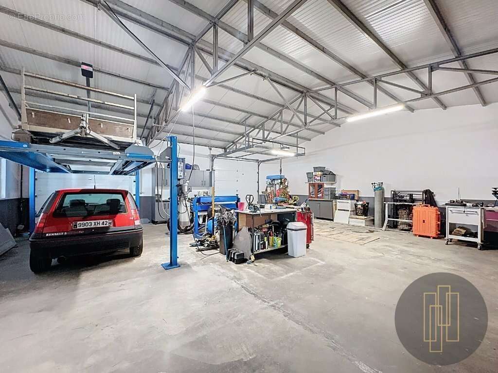 Maison à CHAMBOST-ALLIERES