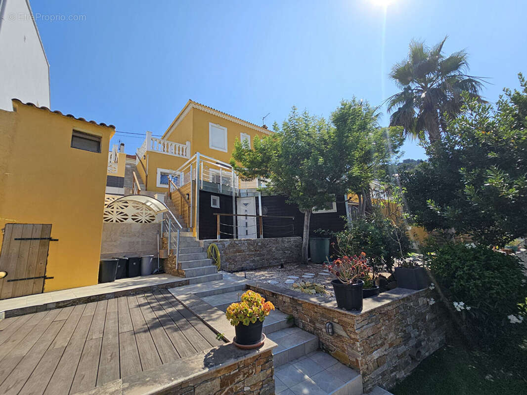 Maison à SAINT-MANDRIER-SUR-MER