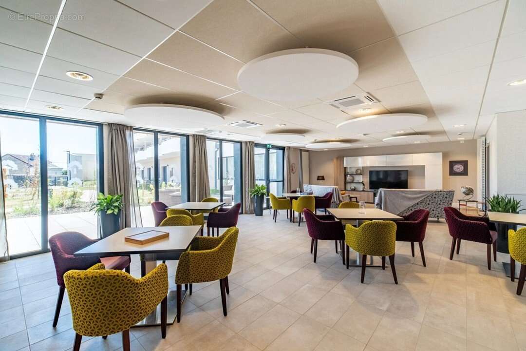 INVESTISSEMENT LOCATIF  LIMOGES  Résidence Seniors Les Jardins d'Arcadie - 5% de rentabilité - photo 8