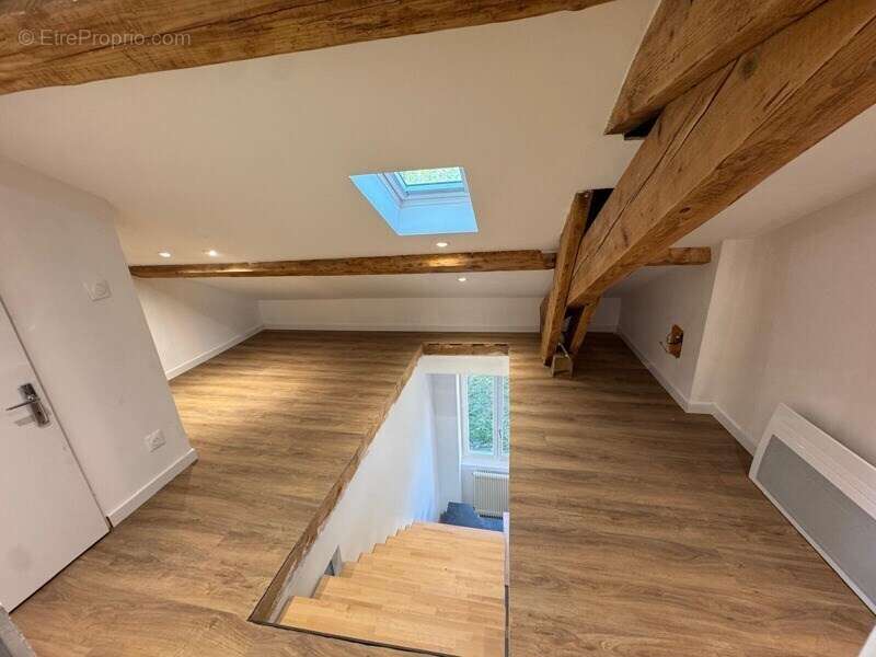 Maison à LA TOUR-DU-PIN
