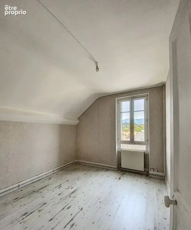 Vente - Type 2bis - 48 m2 - CHAMBERY - photo 2