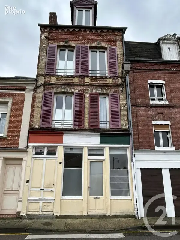 Photo Autres à Bernay au prix de 162 000€