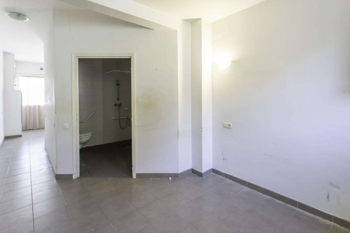 Appartement - 29 m² - Antibes (06) - photo 7
