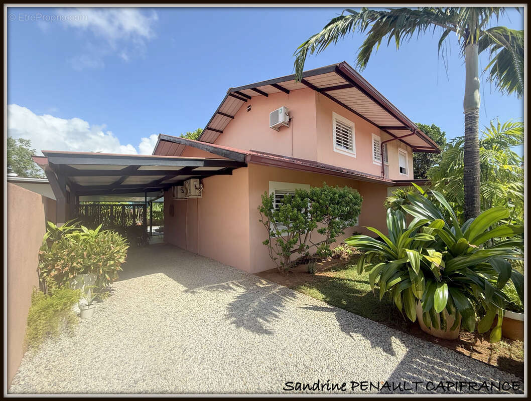 A vendre a kourou (guyane francaise) une splendide maison t4 jumelee de 90 m² - terrain de 297 m² - au prix de 379 000 € - photo 4