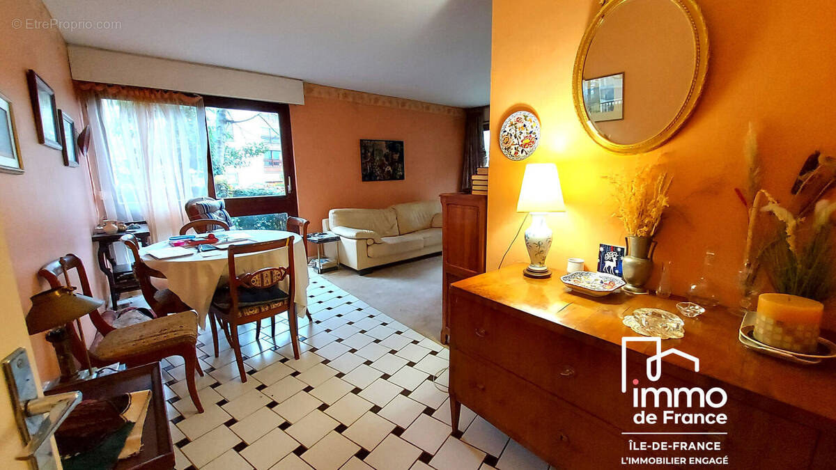 Appartement à LE CHESNAY