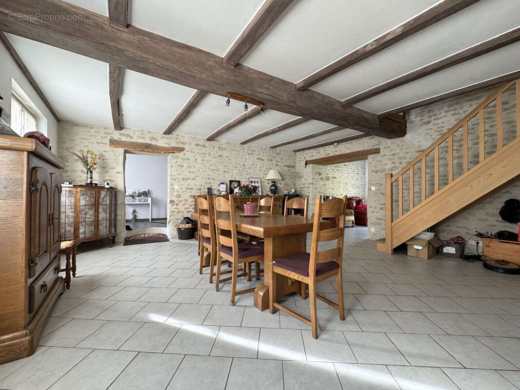 Maison 175m² à saint-pierre-la-noue - photo 5