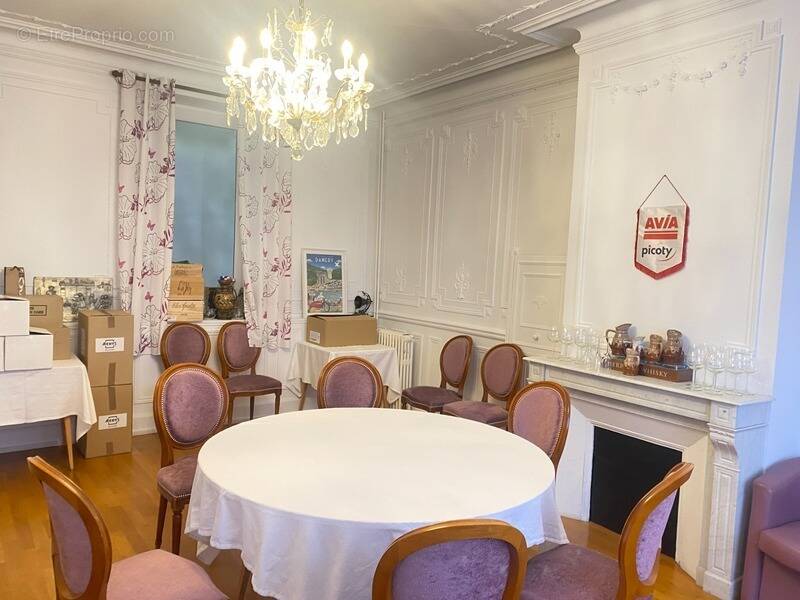 Appartement à DUN-LE-PALESTEL