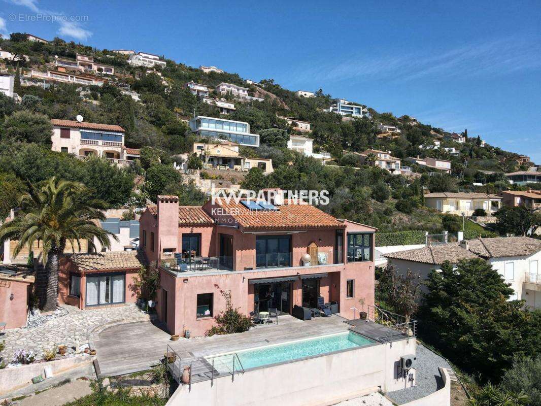 Maison à SAINT-RAPHAEL