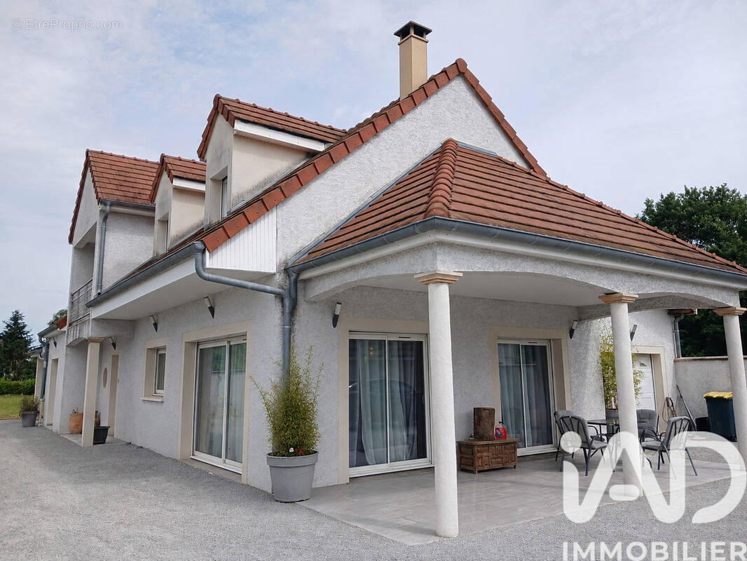 Photo 1 - Maison à SAINT-MARCEL