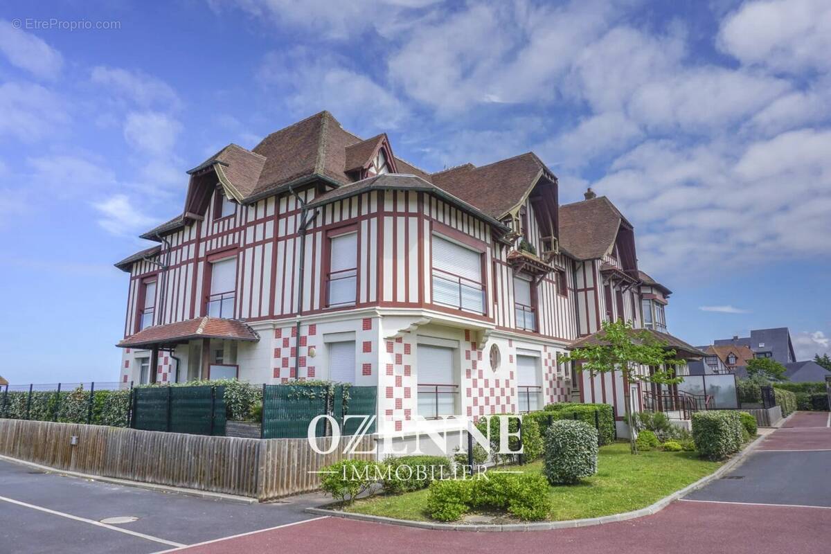 Appartement à BENERVILLE-SUR-MER