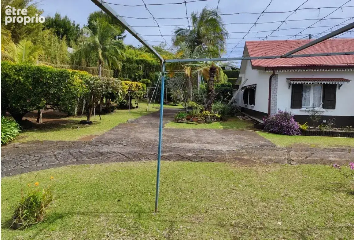 Belle maison familiale avec dépendance et jardin arboré - photo 2