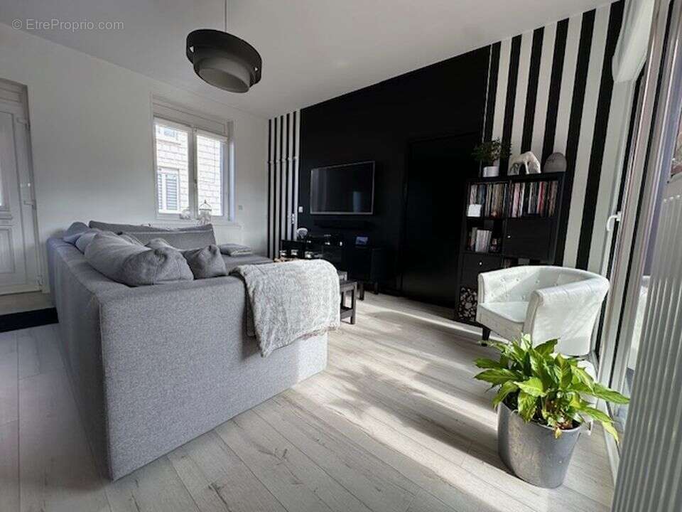 Maison à SAINT-LAURENT-BLANGY