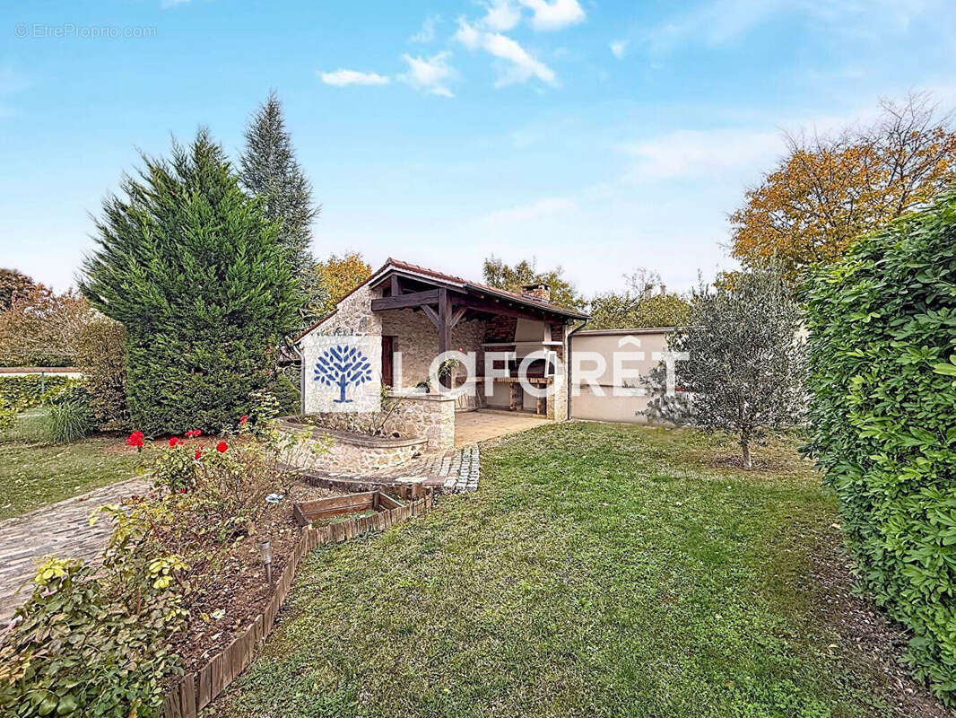 Maison à VERNEUIL-SUR-SEINE