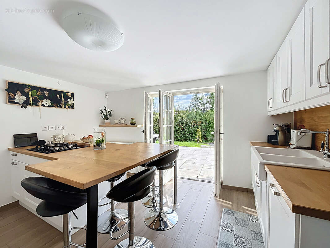 Maison à FRANCHEVILLE