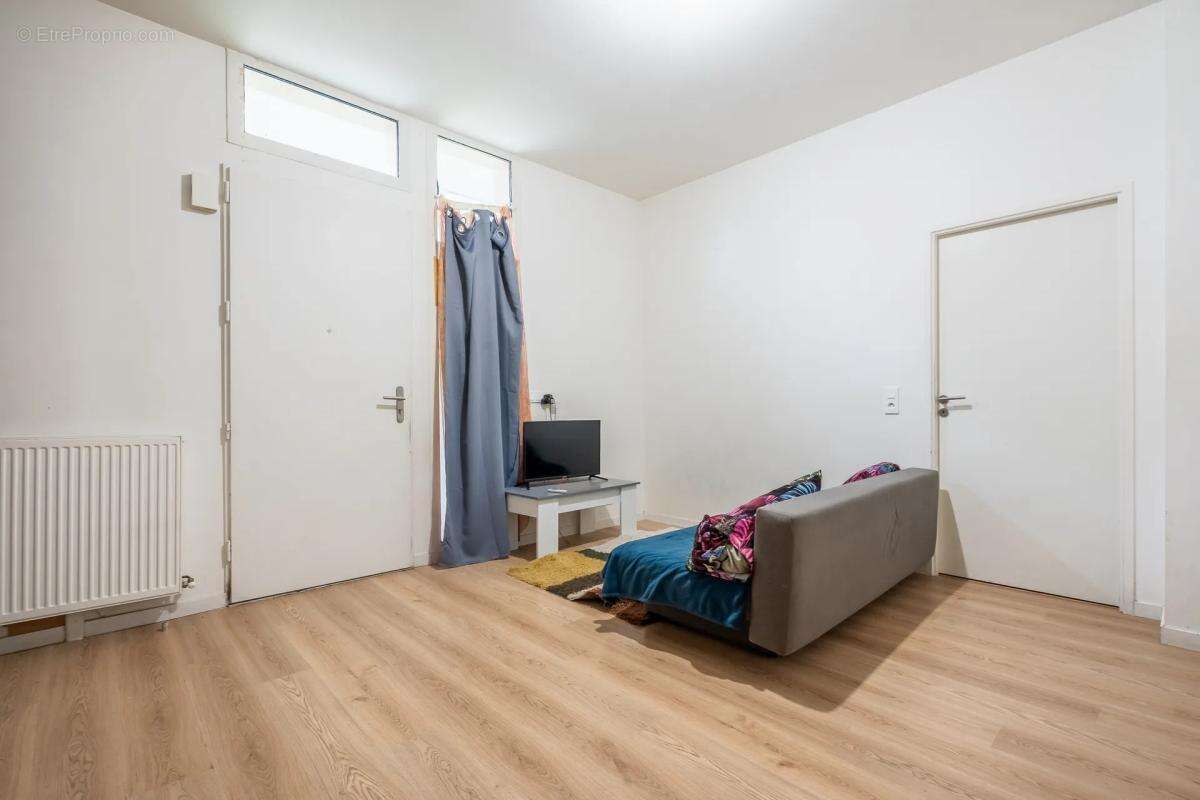 Appartement à ROMAINVILLE