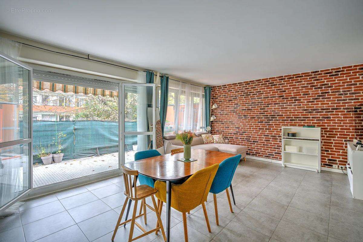 Appartement à FONTENAY-AUX-ROSES