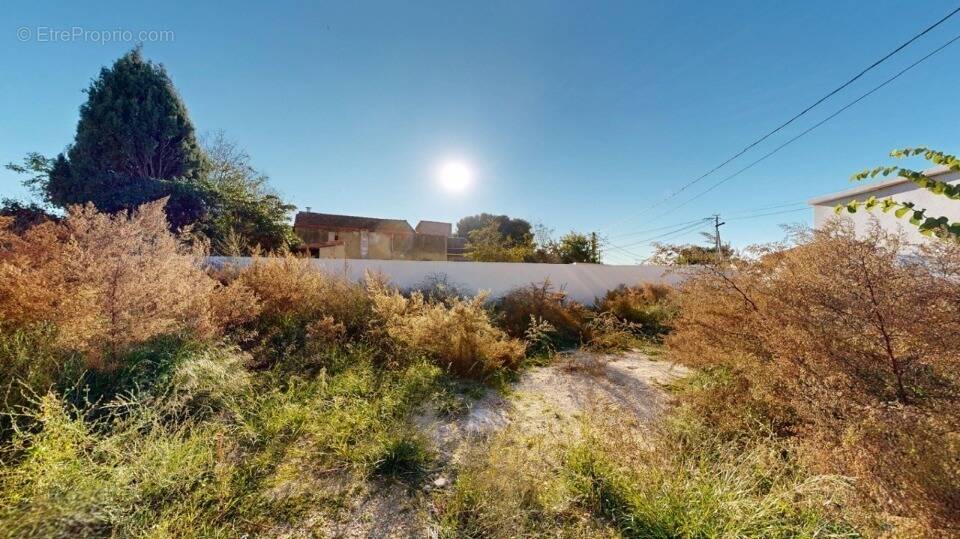 Terrain à MARSEILLE-14E