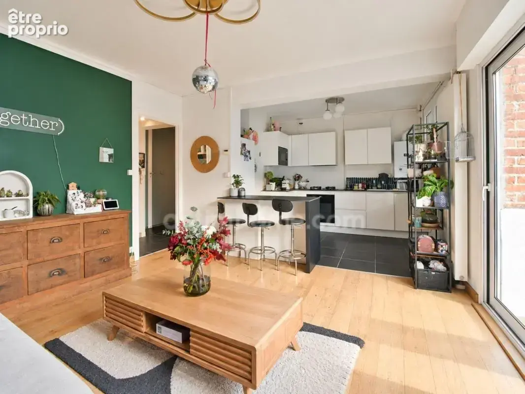 T2 rénové 58 m², petite copro, terrasse au calme & garage privatif - MARCQ EN BAROEUL - photo 3