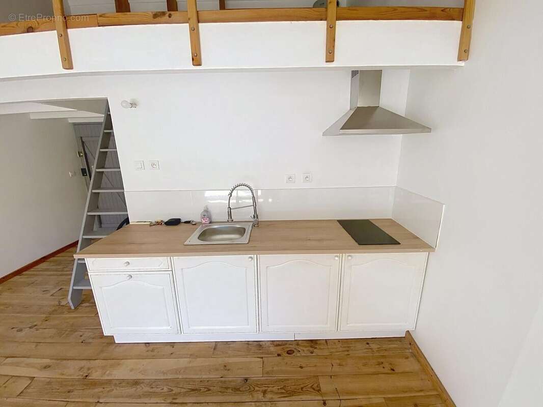 Appartement 53 m² à Salernes  - photo 3