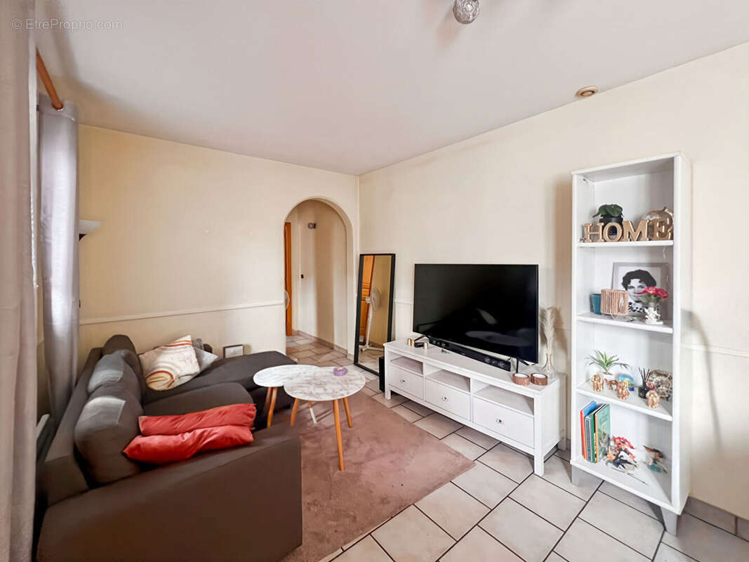 Appartement à DAMMARIE-LES-LYS