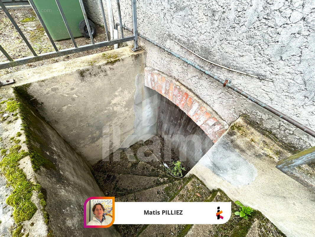 Maison à SALLES