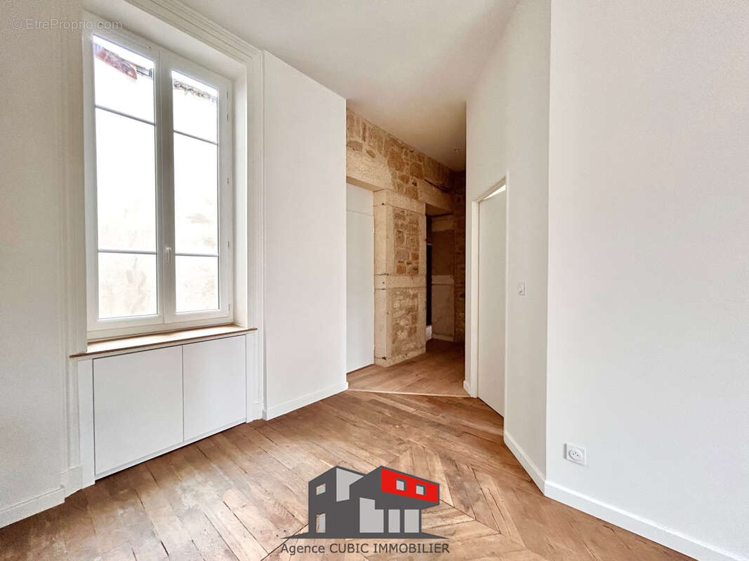 Appartement à VILLEFRANCHE-SUR-SAONE