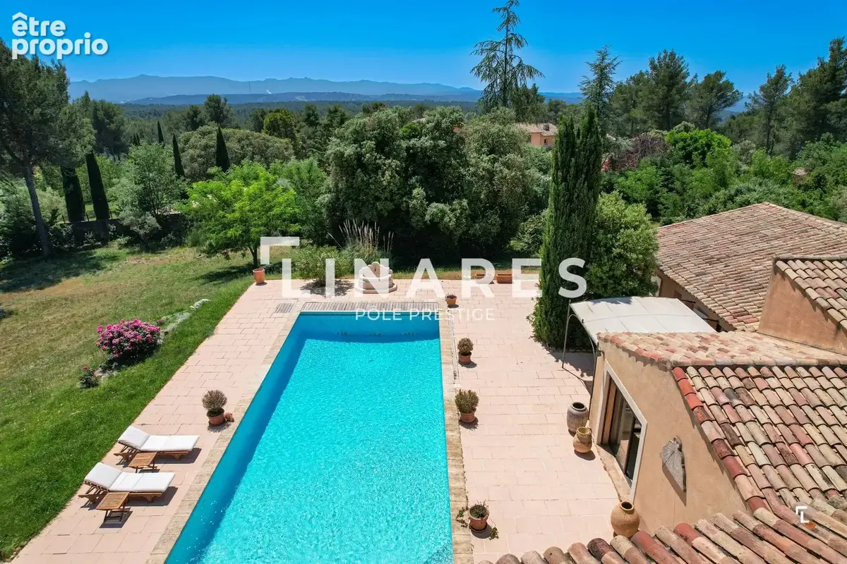 LA BELLE - Propriété de 457m2 - Vue Sainte-Victoire - Piscine et Dépendance - Saint-Marc de Jaumegarde - photo 17