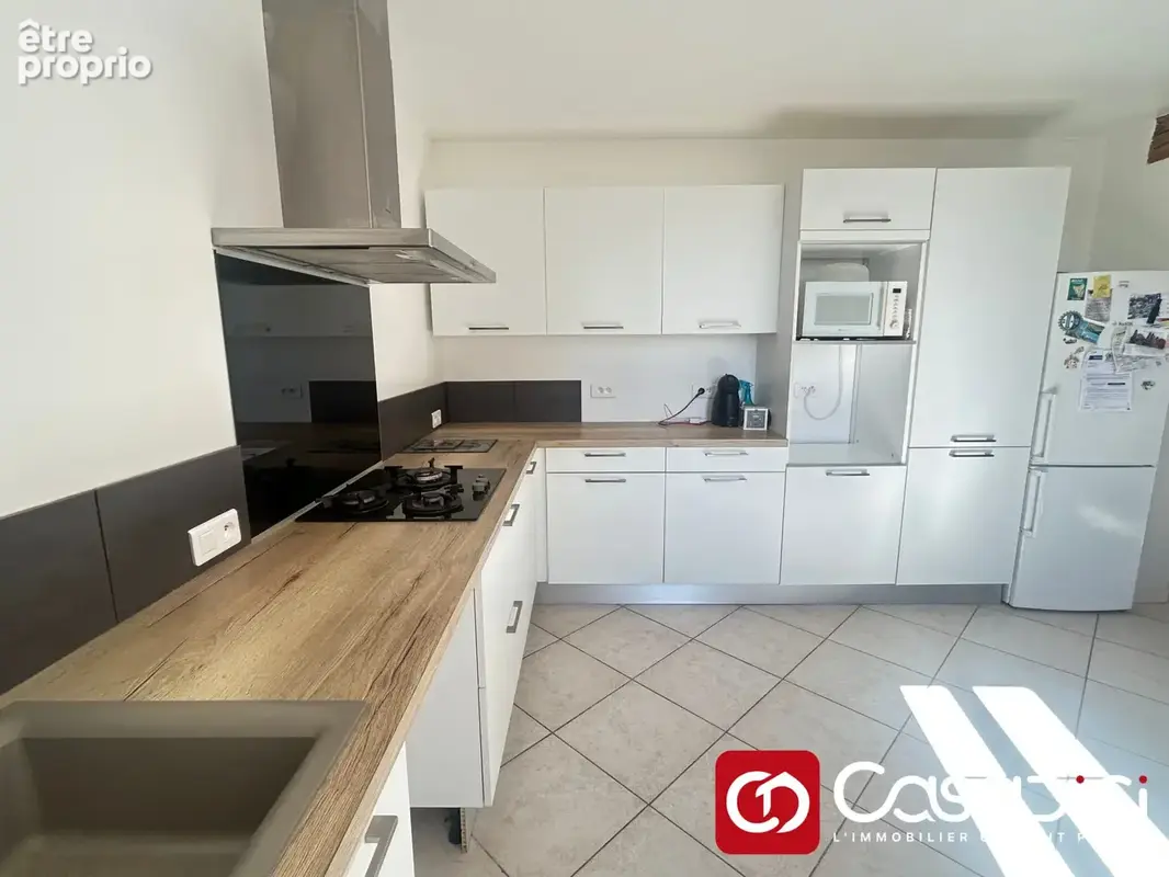 Maison 96 m² à Fours  - photo 3
