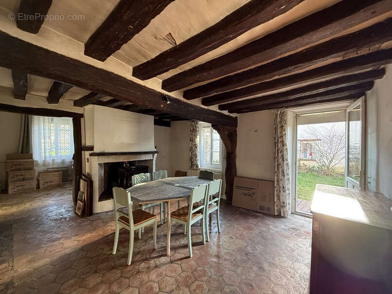 Maison à ABONDANT