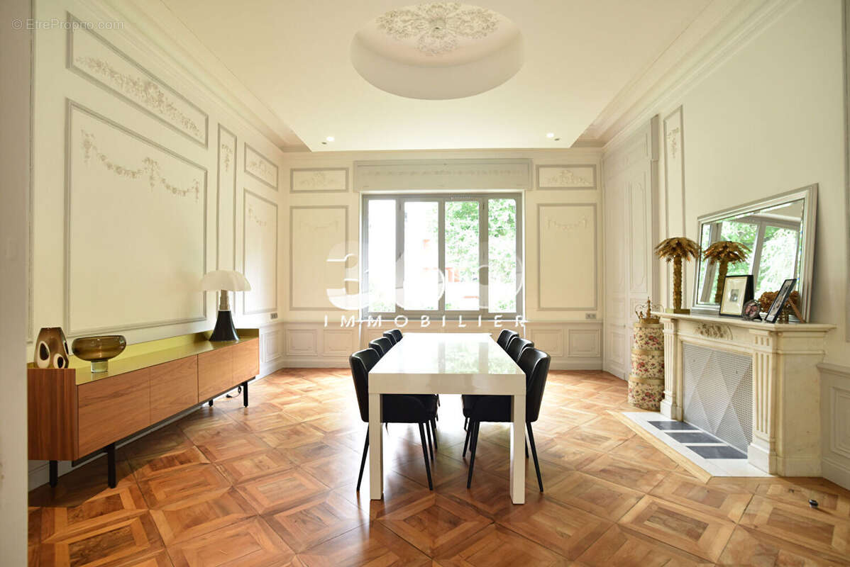Appartement à AIX-LES-BAINS