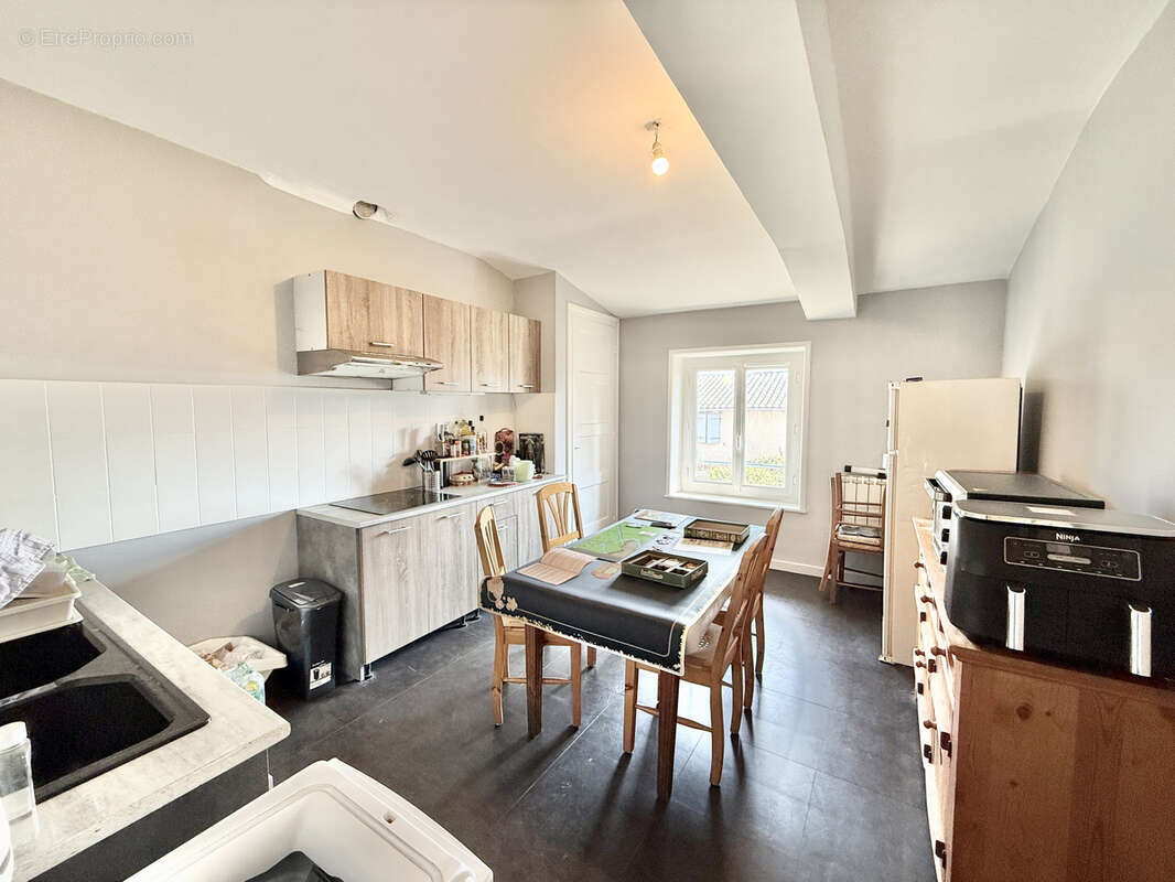 Appartement à THOISSEY