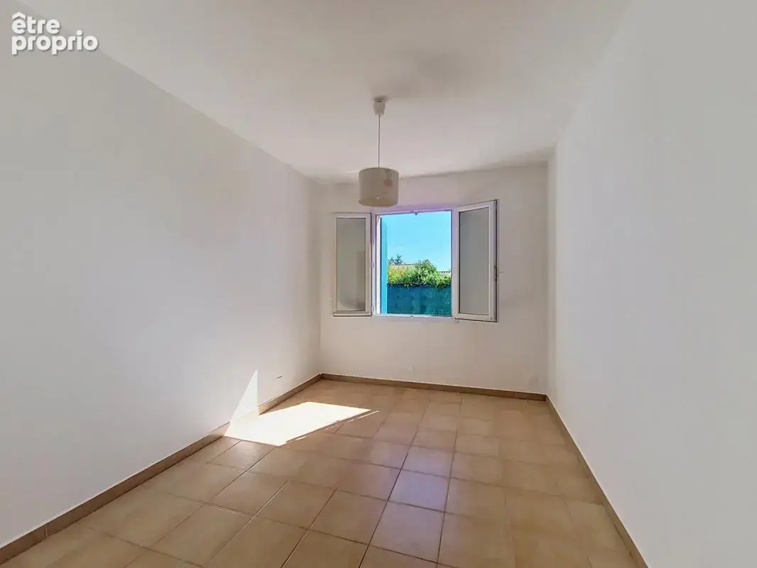Maison individuelle de 4 chambres avec piscine sur St Chaptes - photo 7