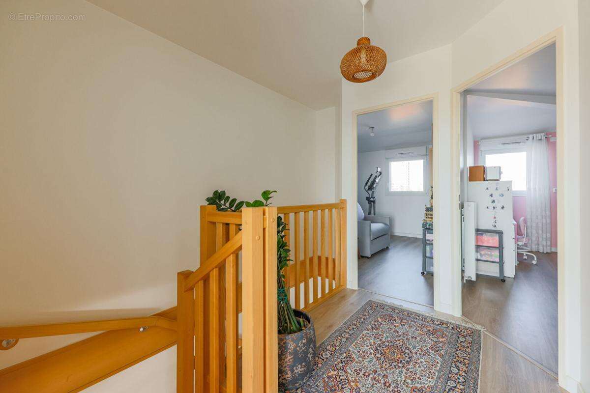 Appartement à CHATILLON