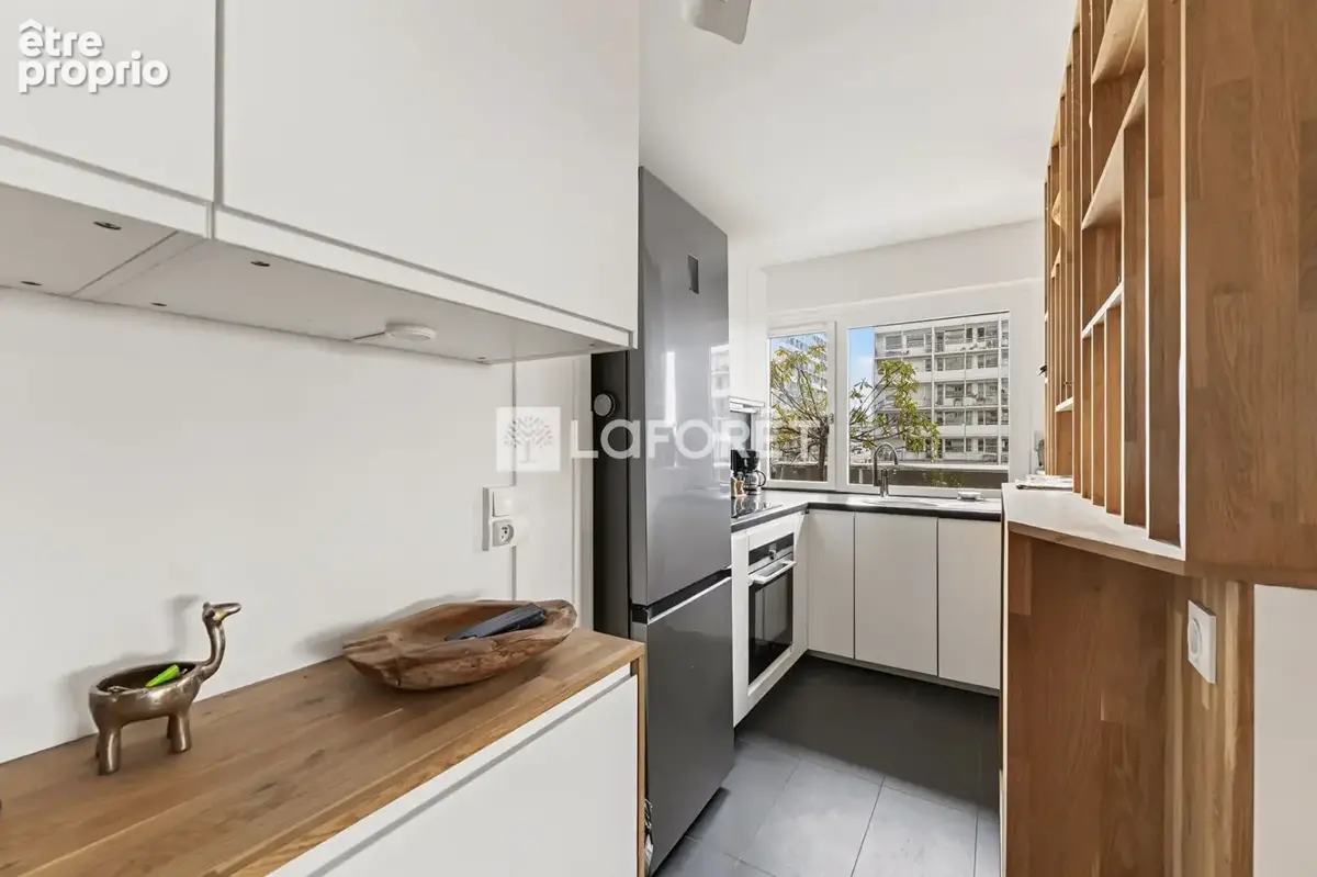Appartement Paris 3 pièce(s) 64.09 m2 - photo 3