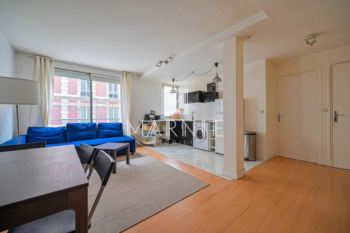 Appartement à PARIS-11E