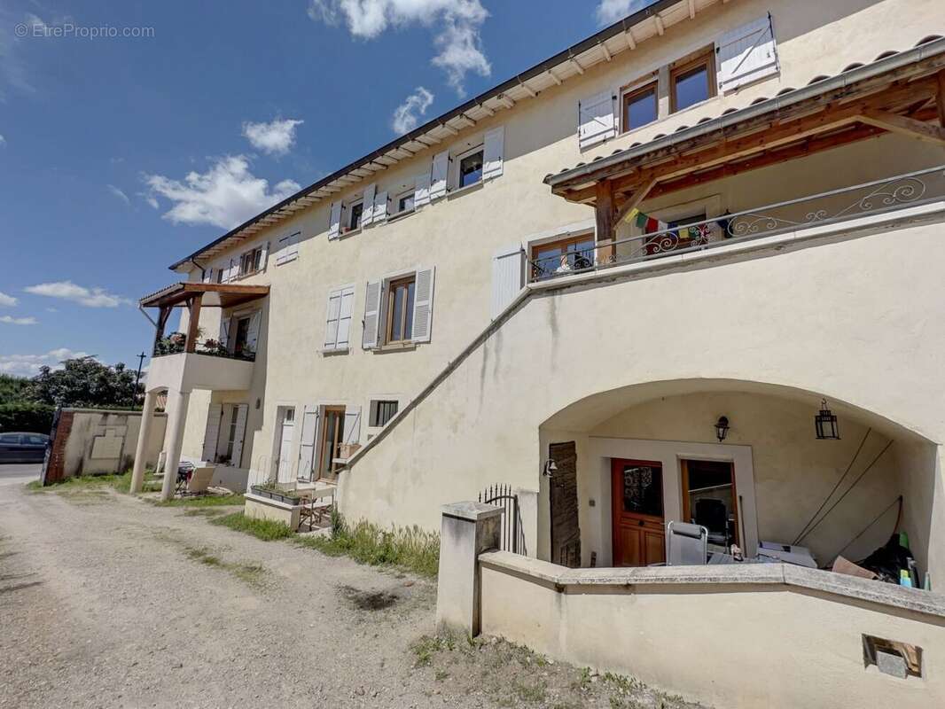 Appartement à VERNAISON