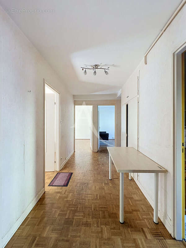 Strasbourg Vauban - Appartement 4 pièces de 81,40 m²  avec 2 balcons - photo 9