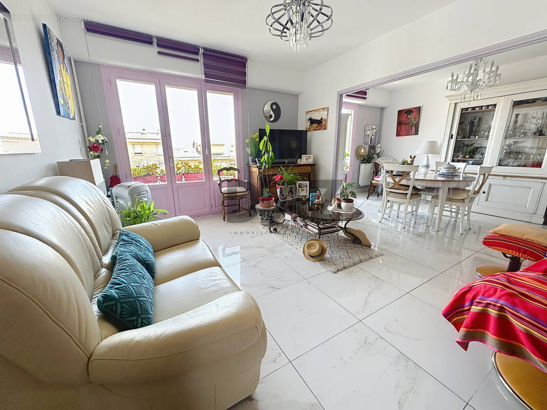 Appartement à NIMES
