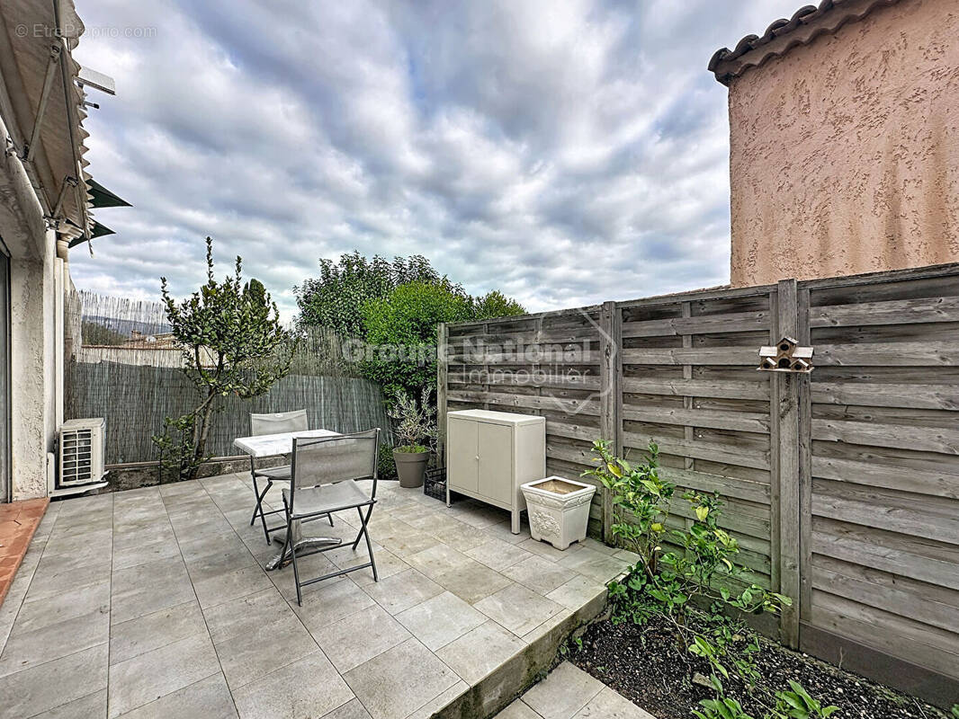 Appartement à PEGOMAS