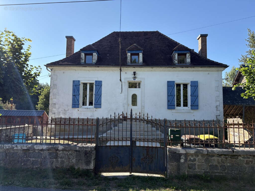 Maison à SAINT-JULIEN-LE-VENDOMOIS