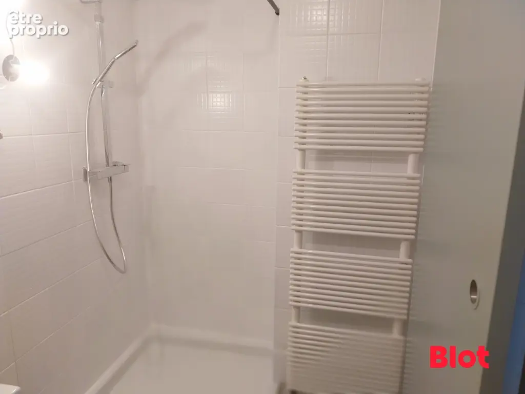Maison 5 pièces 66 m² à vendre à Fougeres (35300) - photo 8