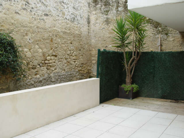 Appartement à MAUGUIO