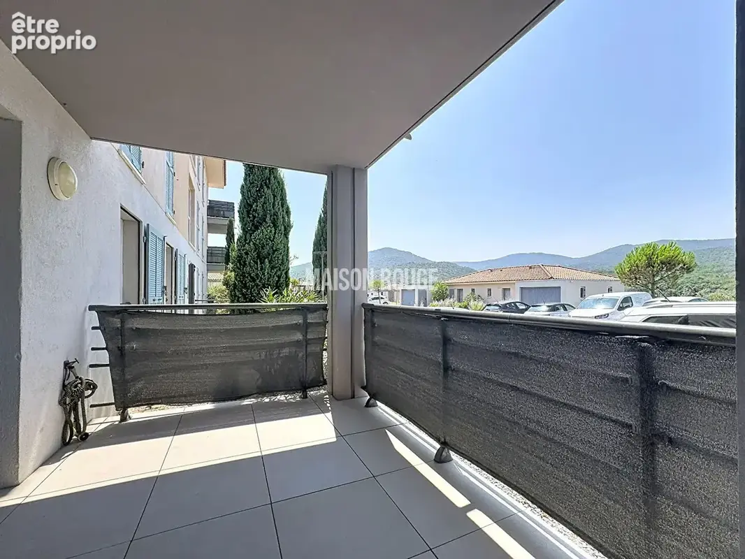 Photo Appartement à Roquebrune-Sur-Argens au prix de 248 400€