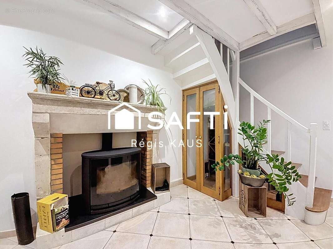 Maison 160 m² à Thire  - photo 7