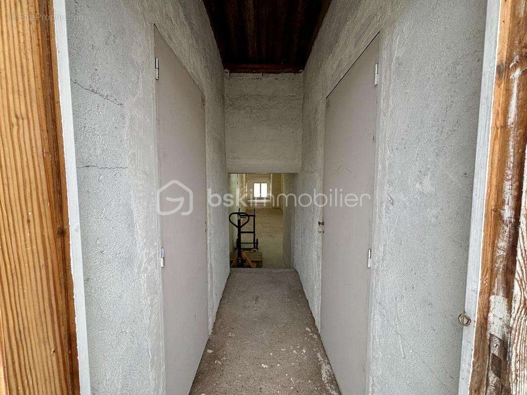 Appartement à PAULHAN