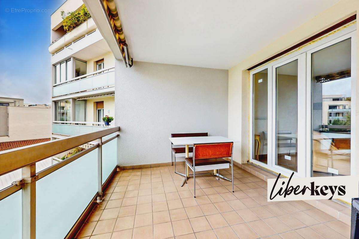 Appartement à LYON-7E