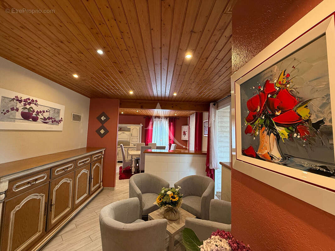 Maison à L&#039;AIGUILLON-SUR-VIE