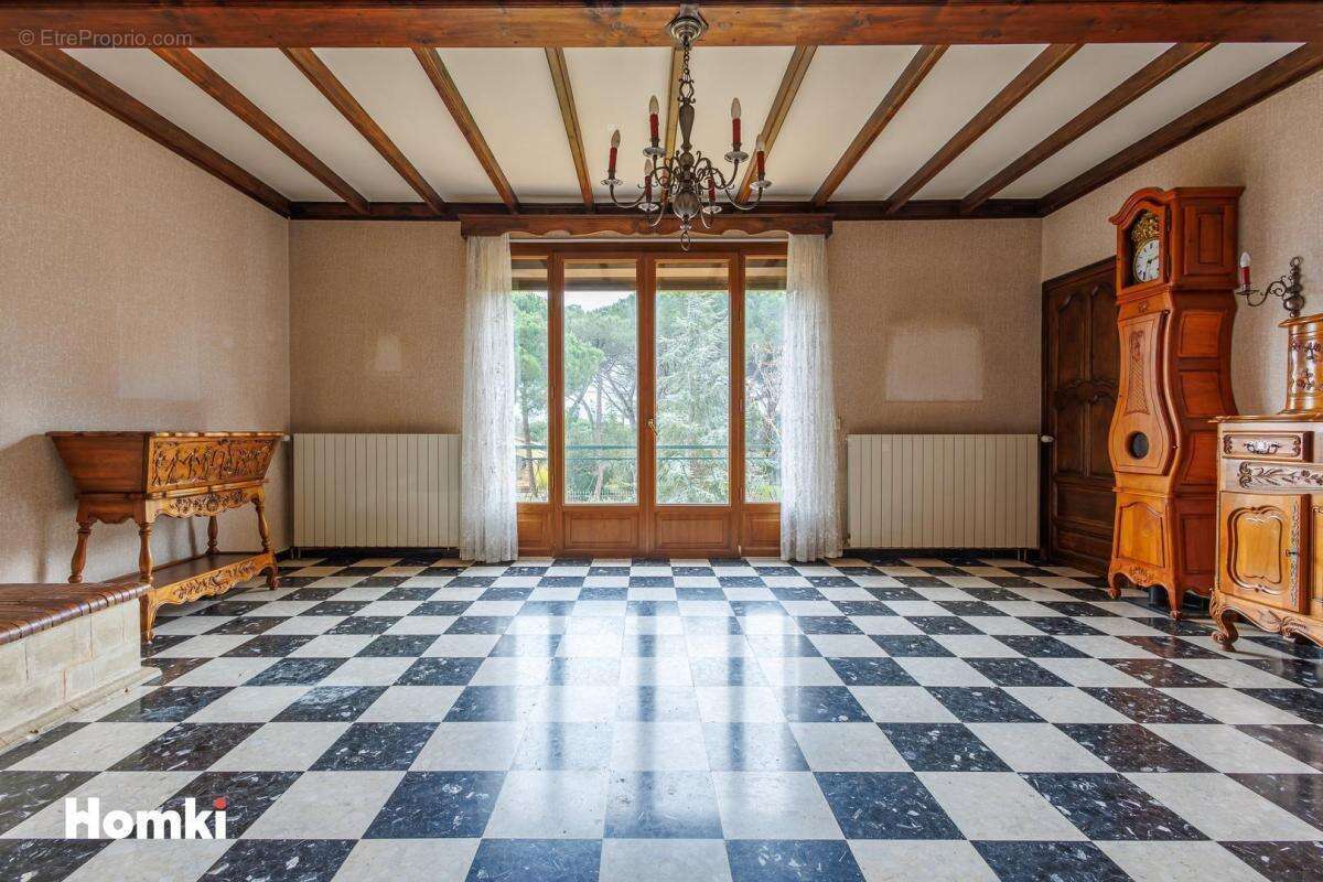 Maison à BAGNOLS-SUR-CEZE