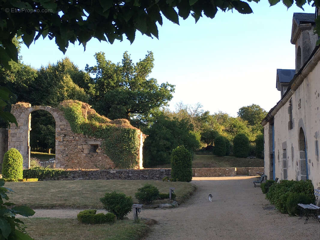 Maison à MAYENNE