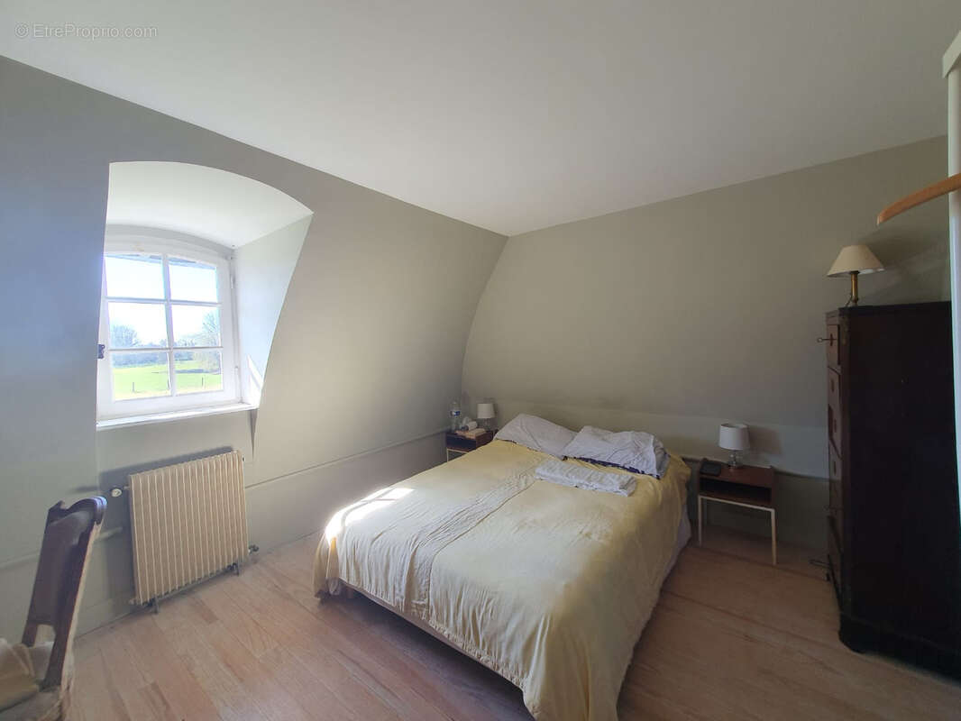 Maison à CORMEILLES